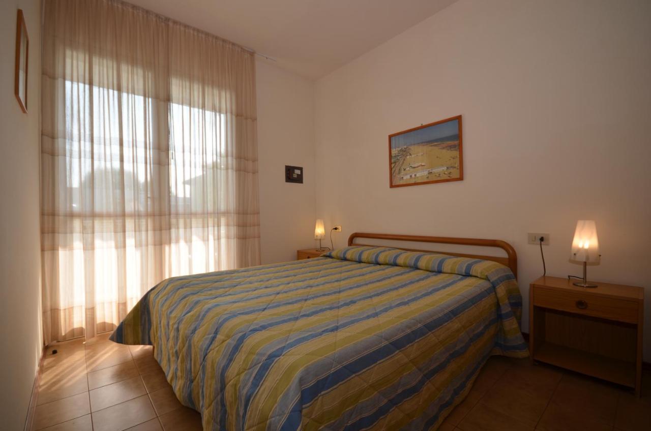 Appartamenti Sirio Via Pesci 6,8,14 Bibione Exterior photo
